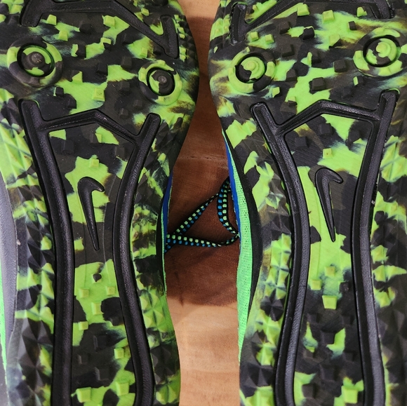 NEW Nike Rival XC sneakers - Picture 8 of 8